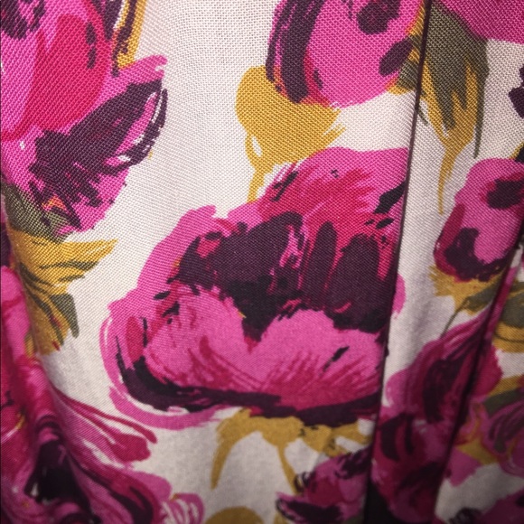 Dress - Picture 3 of 5